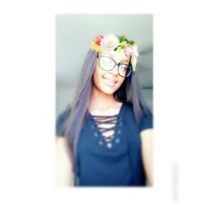 Meet your Posher, Mia